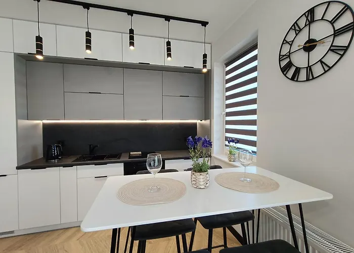 Widokowy Z Garazem W Rumi - Blisko Gdynia *